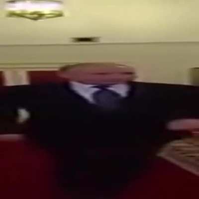 XQC on his way to fuck our moms