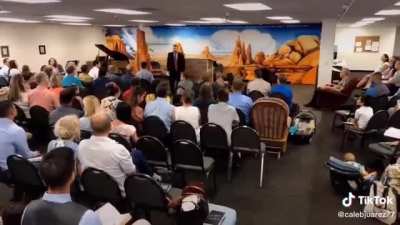 Pastor Steve Anderson kicks person out who asks for prayer during his sermon