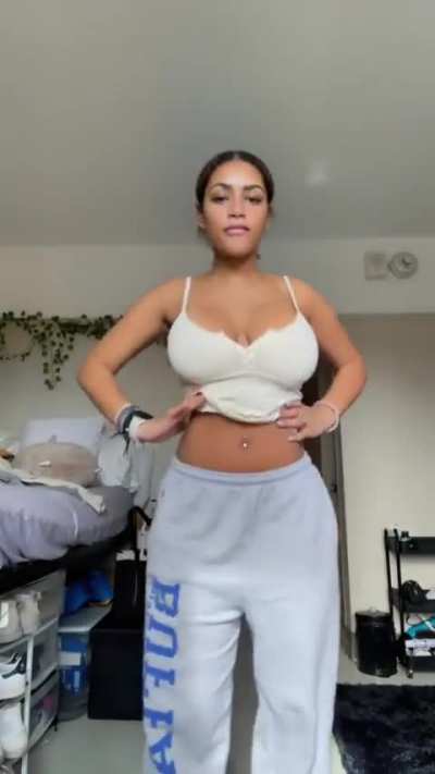 @v1ct0riaaa