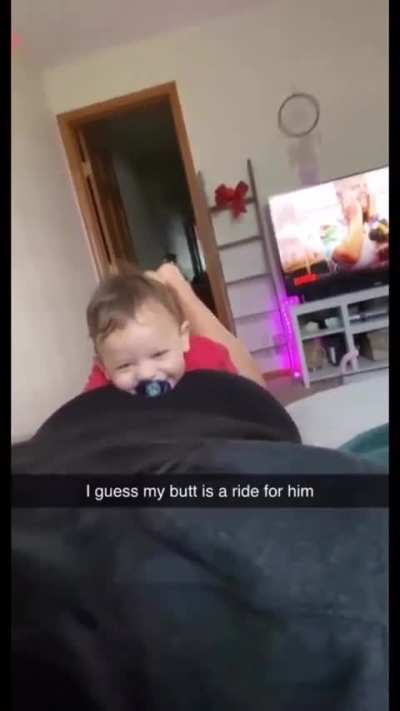 👶