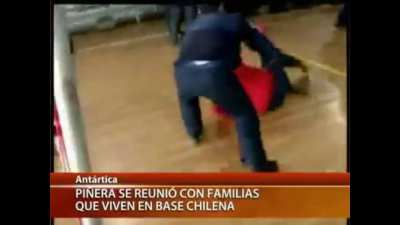 Puse el sonido de un peo en la ca&iacute;da de Pi&ntilde;era