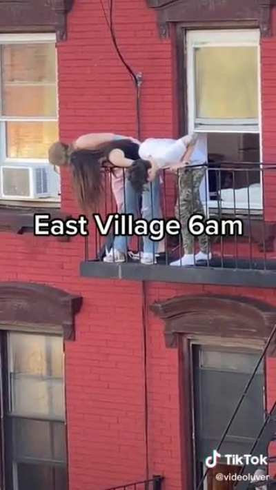 A neighborly moment out in NYC