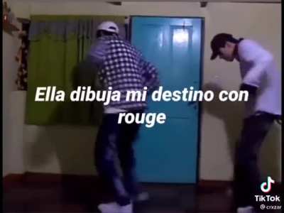 Para los gustos colores, lo decia la vieja que le gustaba tomar mate a la sombra del perejil