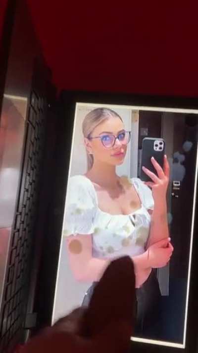 Sch&ouml;n Emilia eingesaut 🤤💦