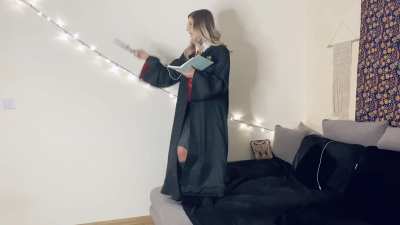 There&rsquo;s not enough actual porn here you guys!.. Enjoy our parody 🧙🏻&zwj;♀️💓