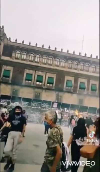 Donde estaba Gondor cuando el z&oacute;calo cay&oacute;?