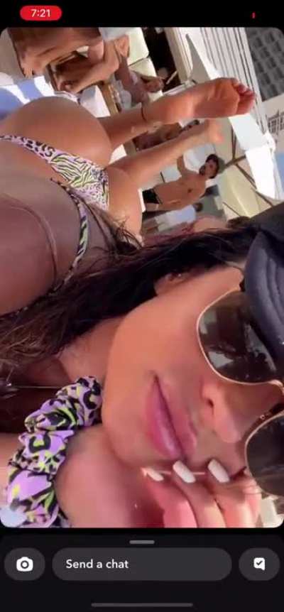 Sommer ray feet