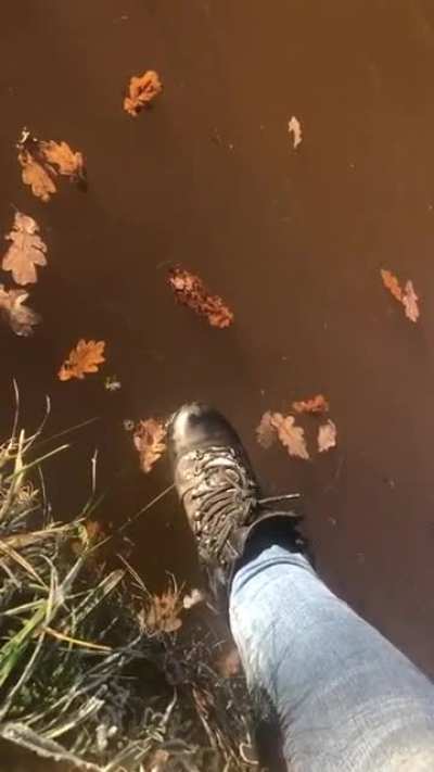 Checking the thickness of the ice