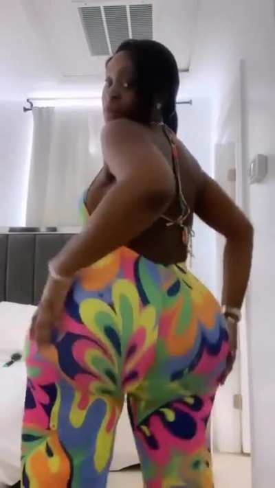 🤤