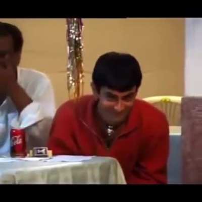 Crew of Lagaan practicing "Ghanan Ghanan" song