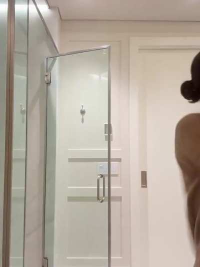 ‘Getting ready to go out’ - IG September 2025