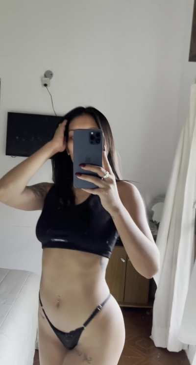 this is your sign to fuck a naughty arab girl