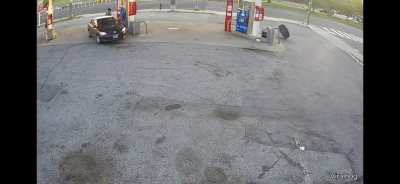 Women dies inside after tire hits her car out of no where