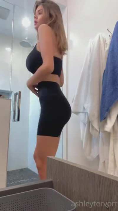 * GRAP ASAP * ASHLEY TERVORT MEGA FOLDER LINK IN COMMENTS --->