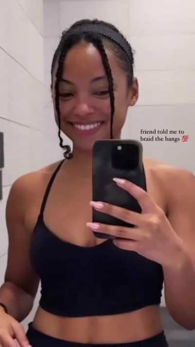Logan Browning 