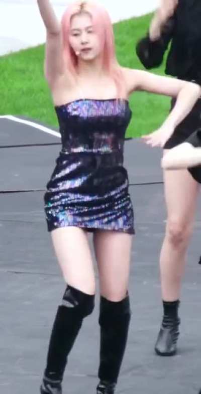 TWICE - Sana