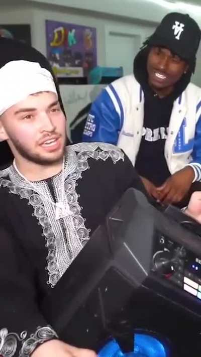 That clap at the end 💀