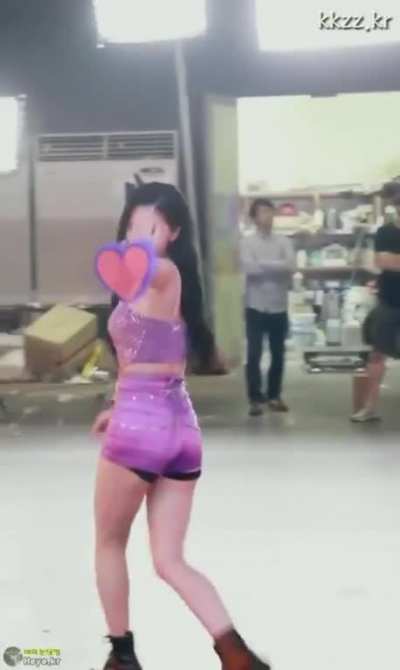 Hirai Momo