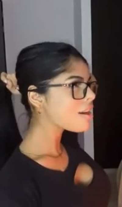 👅