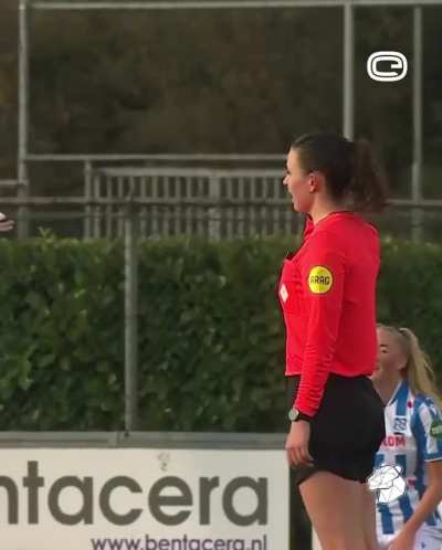 During a match between Heerenveen Women and Telstar Women, the ref whistled for the end of the game as Heerenveen was scoring a goal.