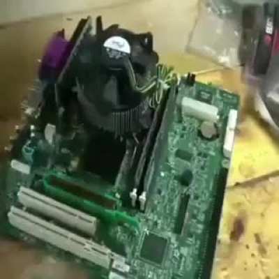 pov you let me build your computer (⁠・⁠&forall;⁠・⁠)