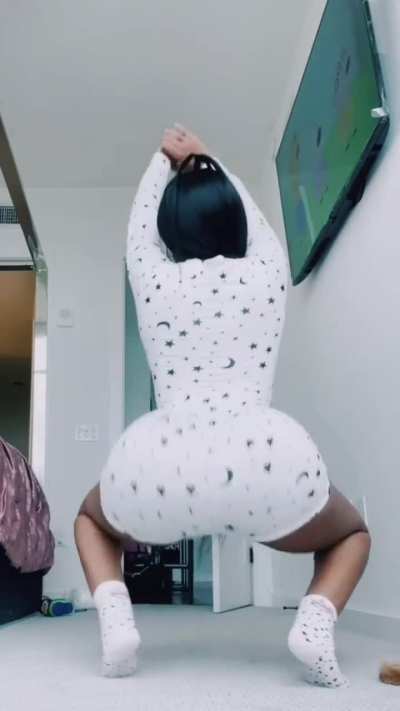 Jania twerk 