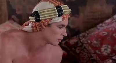 Michelle Phillips (The Mamas &amp;amp; the Papas) Penelope Milford &amp;amp; Linda Thorson Nude in Valentino (1977) 