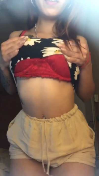 do you want to see more? i&rsquo;m active 😏 subscribe for FREE! link in comments
