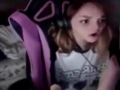 Quando vo joga online e chega um papa kill ou o outro nome ladr&atilde;o de kill(repostei o meme dnv q bugo kkk eu amndei mais de 10 comando d dlw kkkk)
