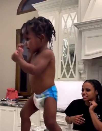 Floyd Mayweather’s Grandson is training to fight Jake Paul at Two years old. Who will win?