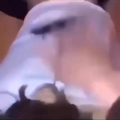 Doing some hand tricks btw