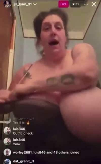 She got some of the fastest titties