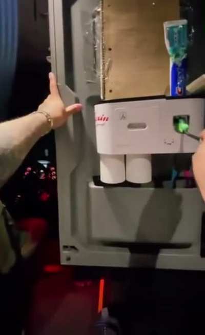 Did you all know the "seatbelt trick"?