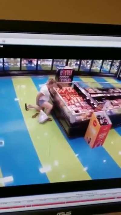 Either she really hated this store or she didn't bother to look for the toilet in this store