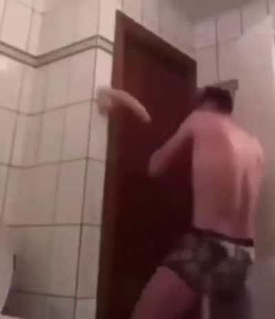 Pre calentando para postear en r/mauu