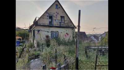Drachenlords Haus im Vergleich zum Haus im Game w&auml;hrend des Streams (27.05.2021)