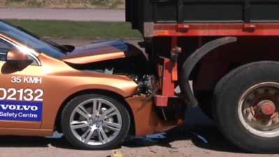 Volvo's first automatic braking test