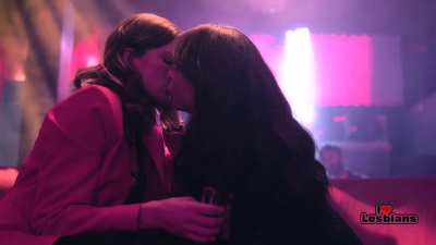 Zuria Vega &amp;amp; Paulette Hern&aacute;ndez (The Five Juanas - s01e15 - Scene #1)
