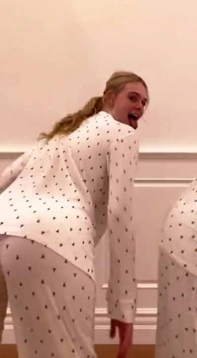 Happy 25th birthday to Elle Fanning