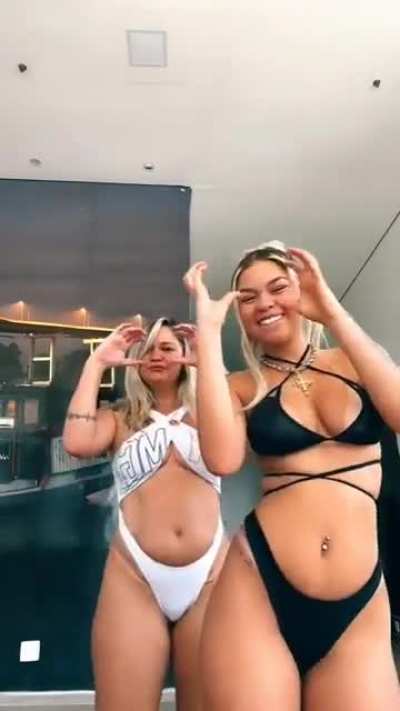 Treyce e sua m&atilde;e duas gostosas rebolando falem delas 👇