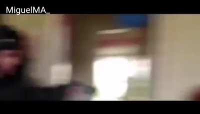 Só um Tchola tentando ir pro vídeo