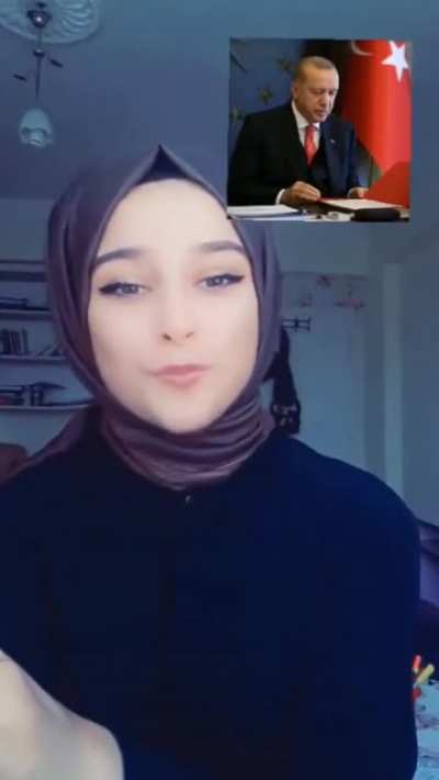 Ya bu amına kodumun islamcıları niye b&ouml;yle istersen tap o oruspu &ccedil;ocuğuna neden Atat&uuml;rk milliyet&ccedil;iliği &ouml;ğelerini kullanıyorsunuz ya neden delircem amına koyim