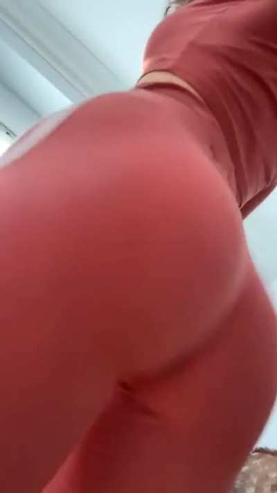 Do you like my 19 y/o ass?