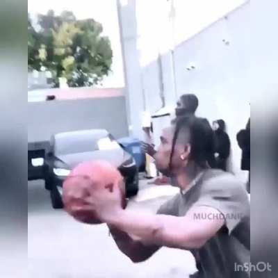 Traves with the Jumper 🏀