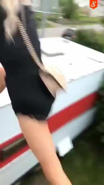 HMC as I parkour.