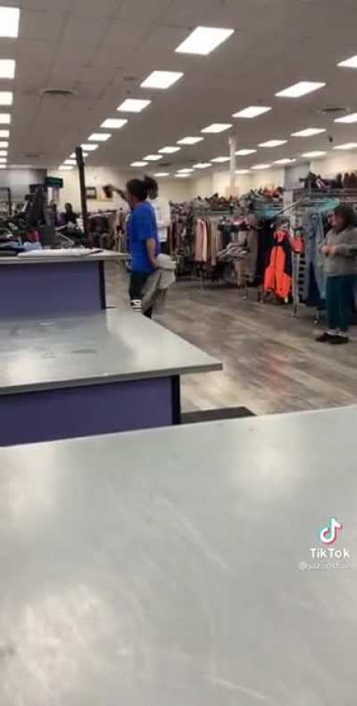 &ldquo;The lady was mad the cashier couldn&rsquo;t accept her expired and used coupon.&rdquo; (Tiktok: @jaz_oshun)