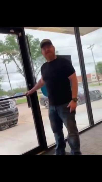 Racist bragging about killing Arabs