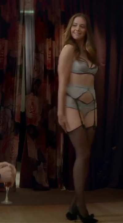 Alison Brie Lingerie Spin - Upscaled 4X For That Ab Definition