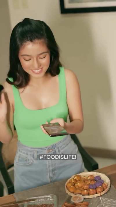 Belle Mariano