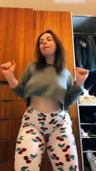 Braless!!